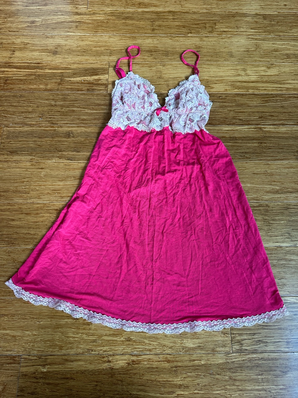 VICTORIA'S SECRET Women Small Hot Pink Sexy Delicate Slip Nightgown White Lace